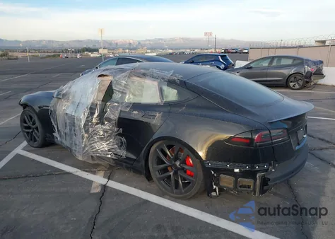 2023 Tesla Model S Plaid Tri Motor All-Wheel Drive z USA, uszkodzony, nr VIN 5YJSA1E68PF505546